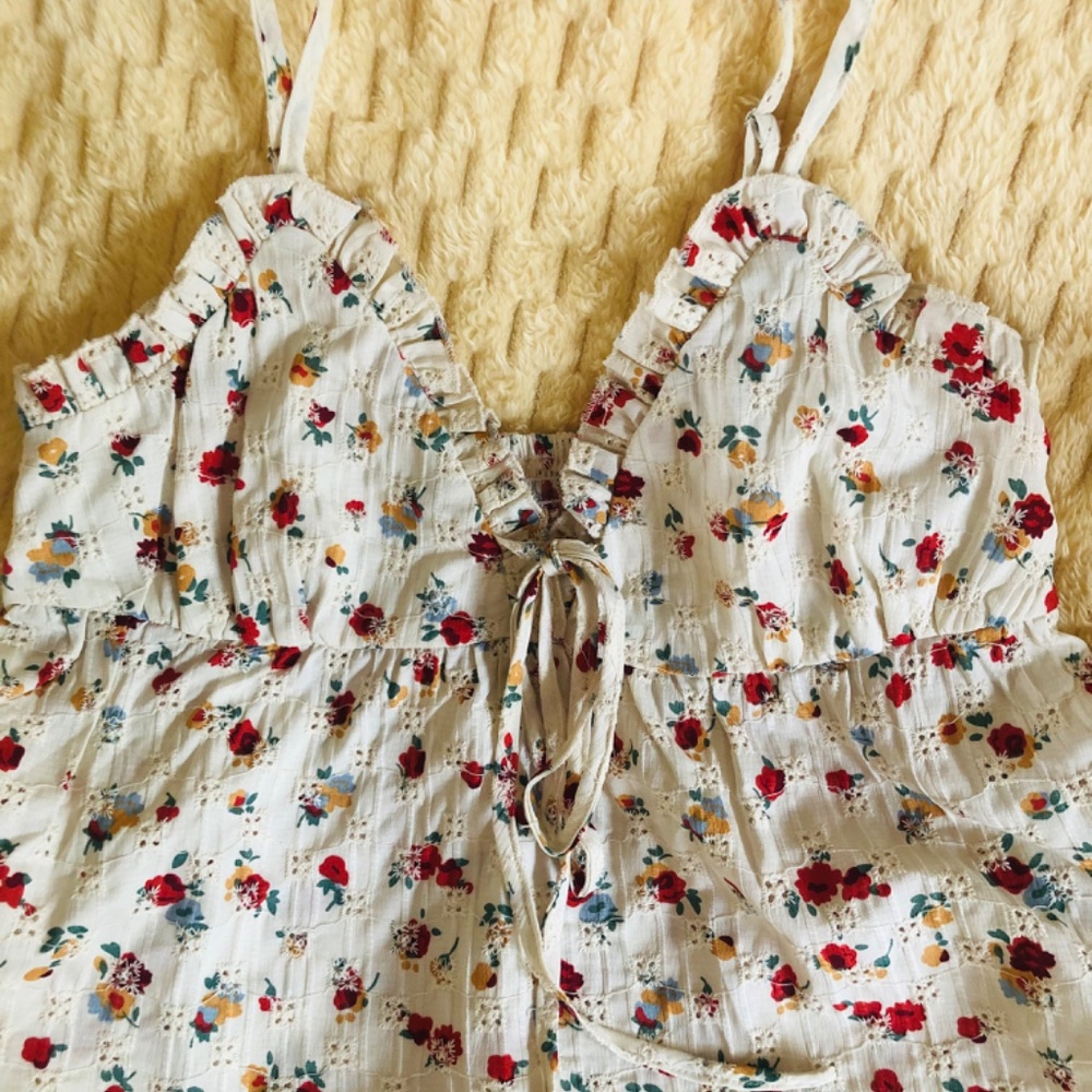 Cider Cream Floral Ruffle Tie-Front Tank Top - Picture 8 of 8